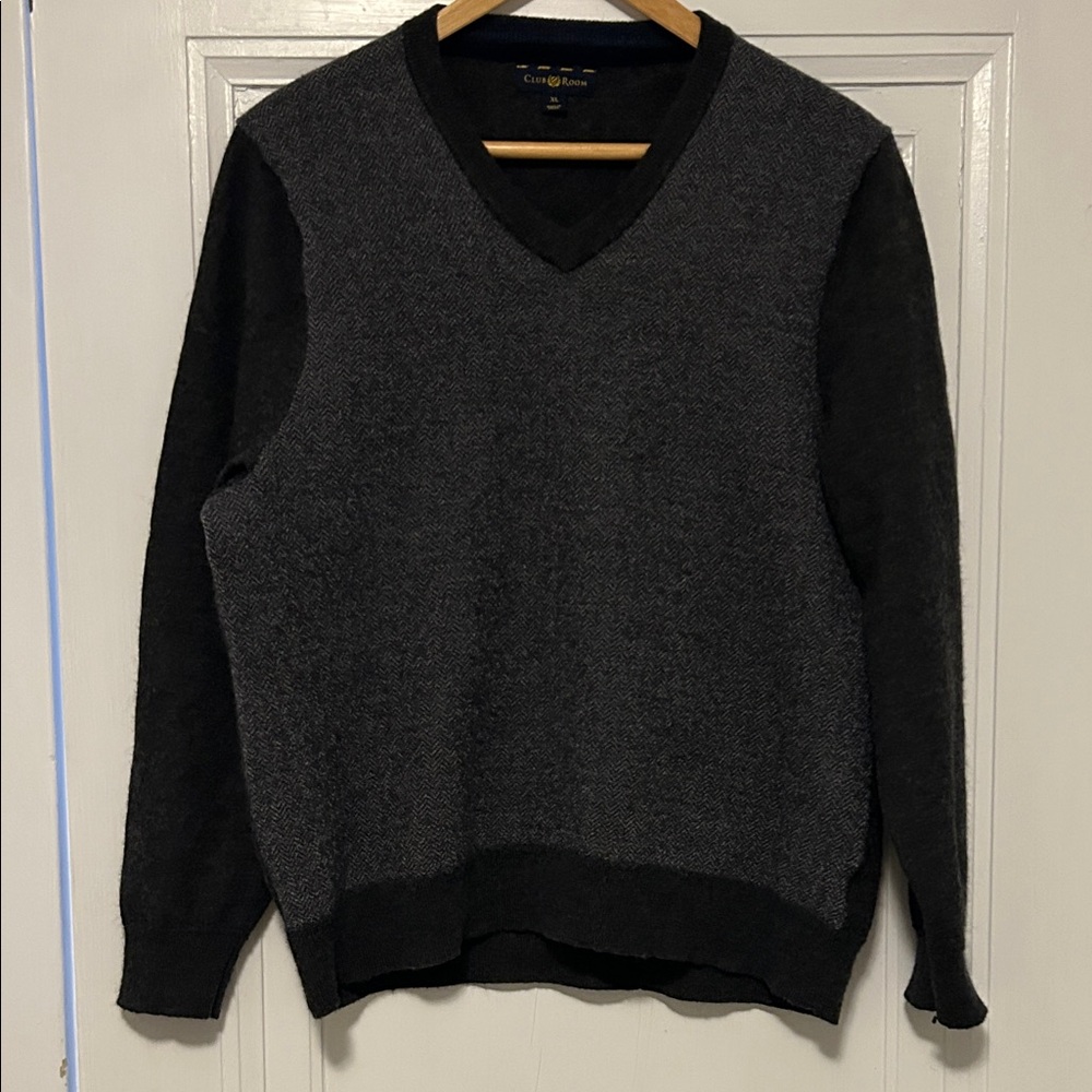 Club Room Dark Gray V-Neck Sweater